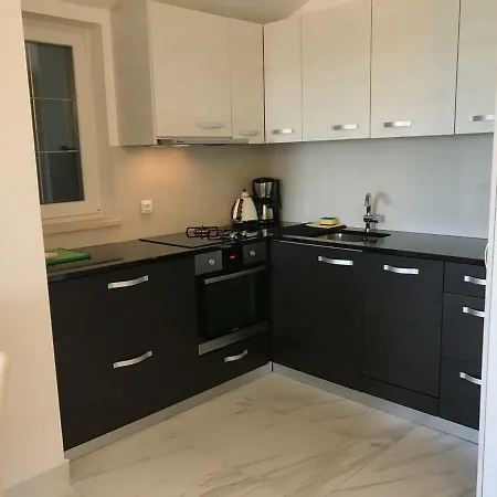 Apartment Victoria *